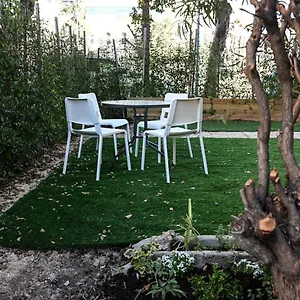 Nemo's Luxury דירה